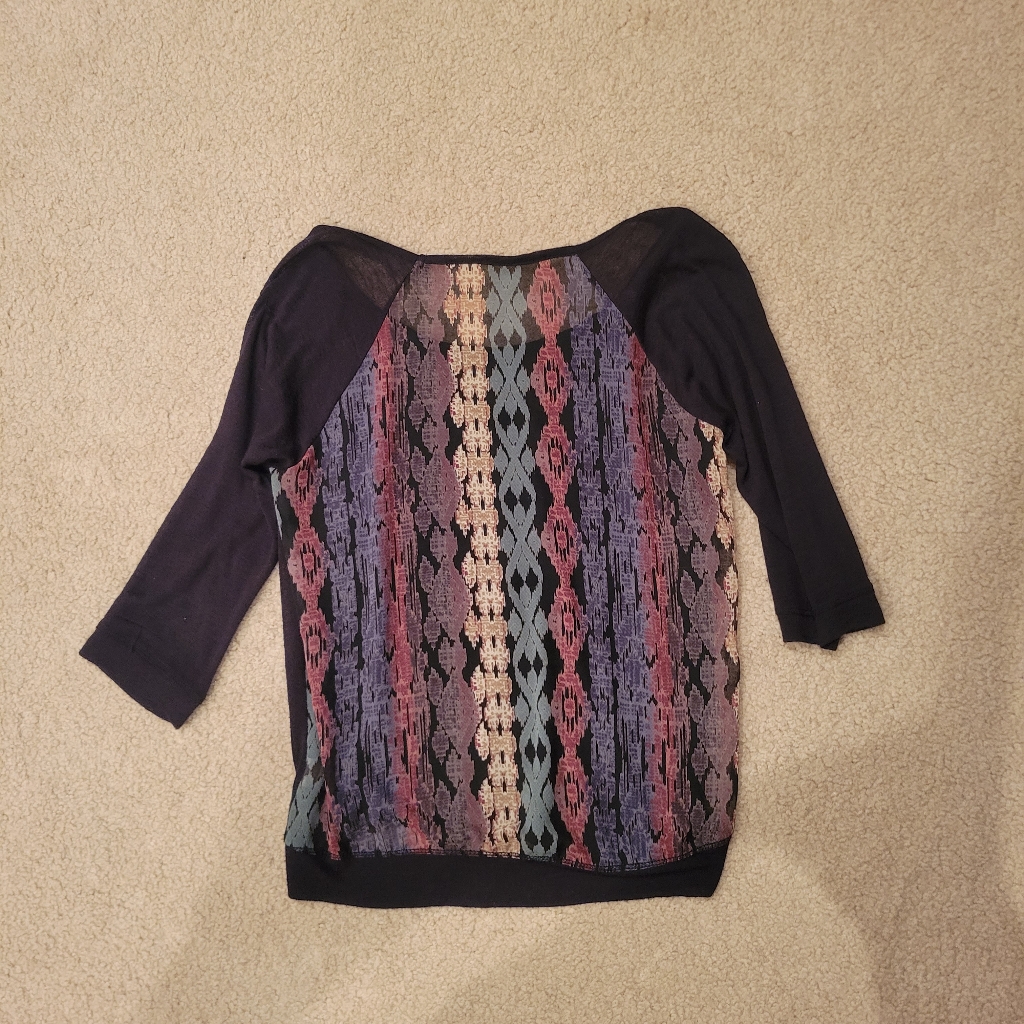 Patterned Back Boutique Blouse